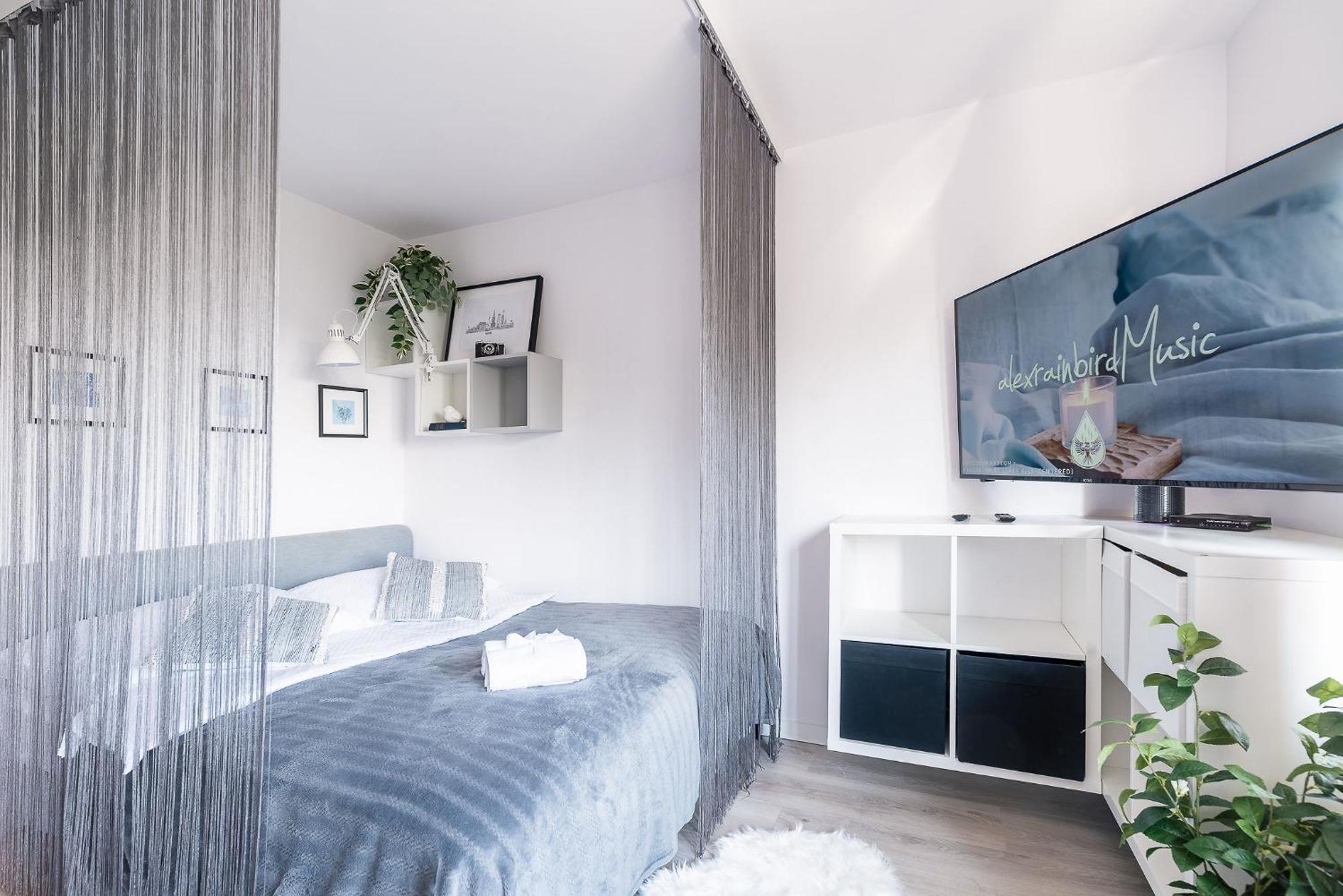 Dreamy Modern 13 Min To Old Town In The Beloved District Of Muranow Warschau